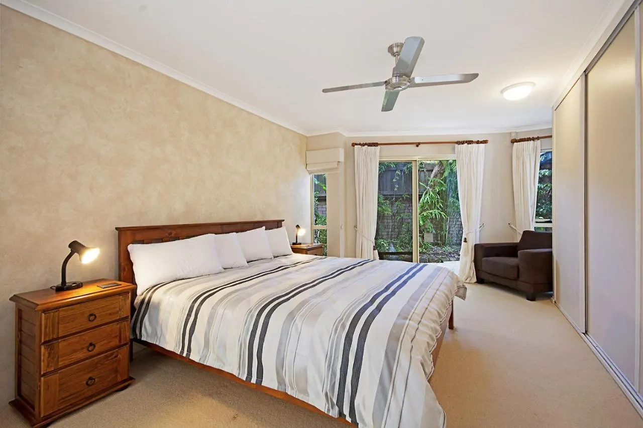 Tropical 5 Bedroom Family Getaway In Noosa Heads Feriehus